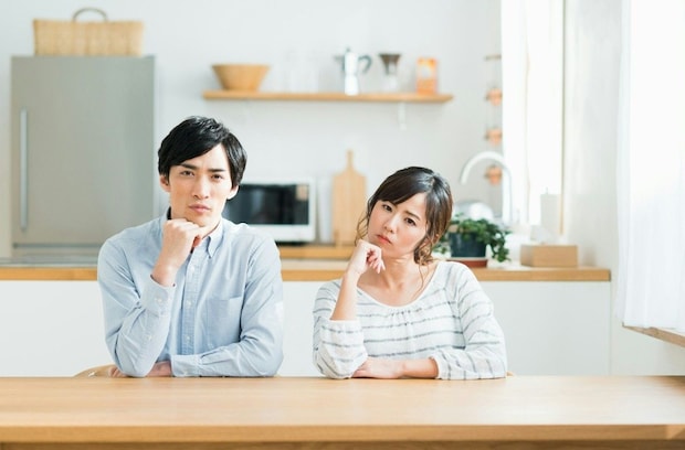 「実家のことなにもしない兄に爆発しそう」墓掃除も庭仕事もなぜ全部わたしが…遠方の兄に当たり前に頼られる葛藤