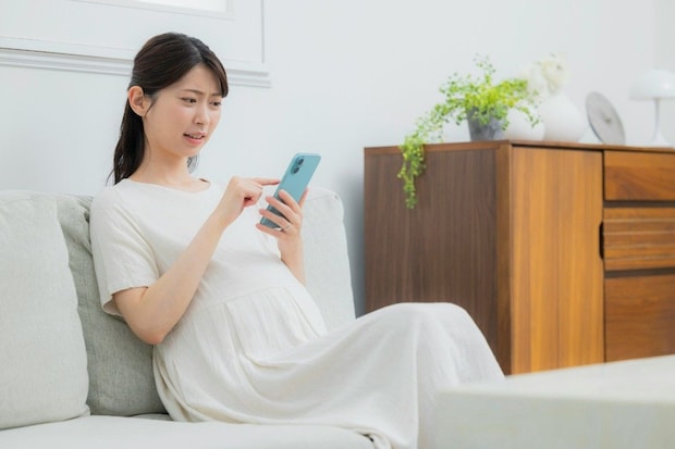 LINEで報告済みだから？義家族から妊娠について触れられずモヤモヤしたとき、みんなどうしてる？