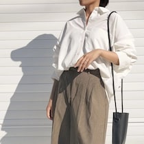 「まだ買ってない人は急いで！」【GU】の神シルエットシャツ♡体型カバーも完璧です！