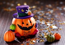 【2025】100均ダイソーのハロウィングッズ！仮装やラッピング、飾り付けアイテムまで