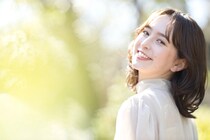 30代・40代ママも必見！【実年齢より若く見える人の特徴】いつまでも若々しい女性の共通点やポイント