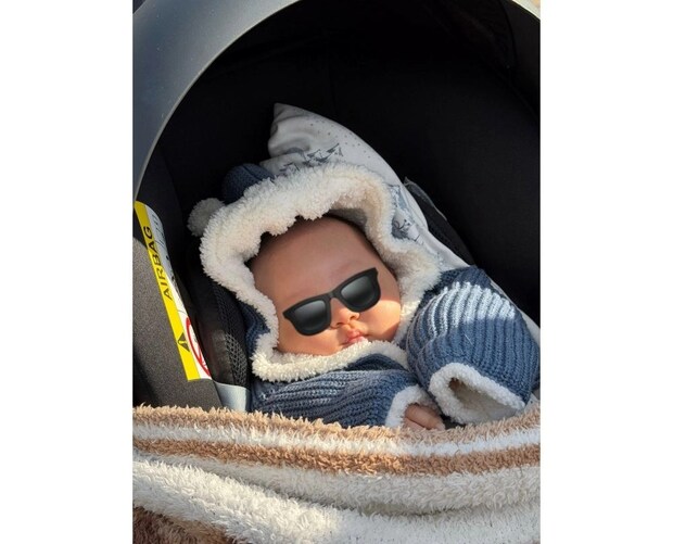 「ムッチムチでかわいい~♡」もこもこで完全防備な赤ちゃん!