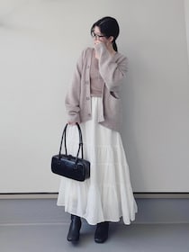 「売り切れ必至！！【GU】新作が2,990円で神レベル！即・春見えする「最強フレアスカート」は絶対買い