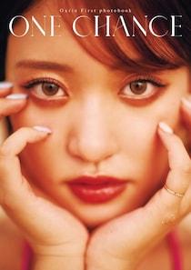 「エロかわ」「どんどん綺麗になる」王林さんが色っぽいピンクのルームウエア肩出しショットを披露