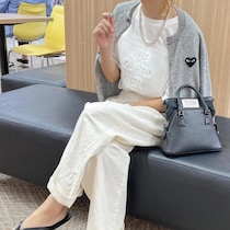 「マネするだけで垢抜け！」白ワイドパンツのおすすめレディースコーデ！春夏秋冬の白パンツコーデ紹介【2026】