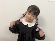 「あ、うちの子どこ？」を即解決！運動会でかわいく目立つ【超簡単＆崩れない】ふたつ結びヘア♪＜すずちゃんヘアアレンジ講座＞
