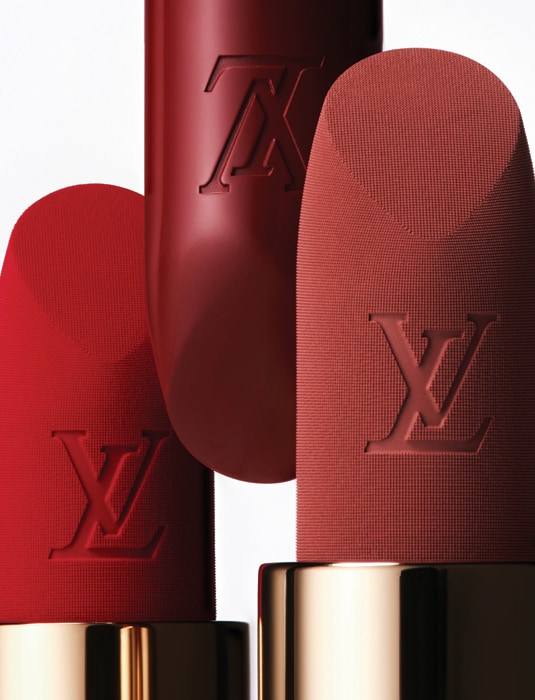 BLACK PINK　LISA　ラ・ボーテ ルイ・ヴィトン