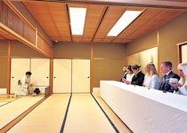 大阪梅田で「大茶会」が開催