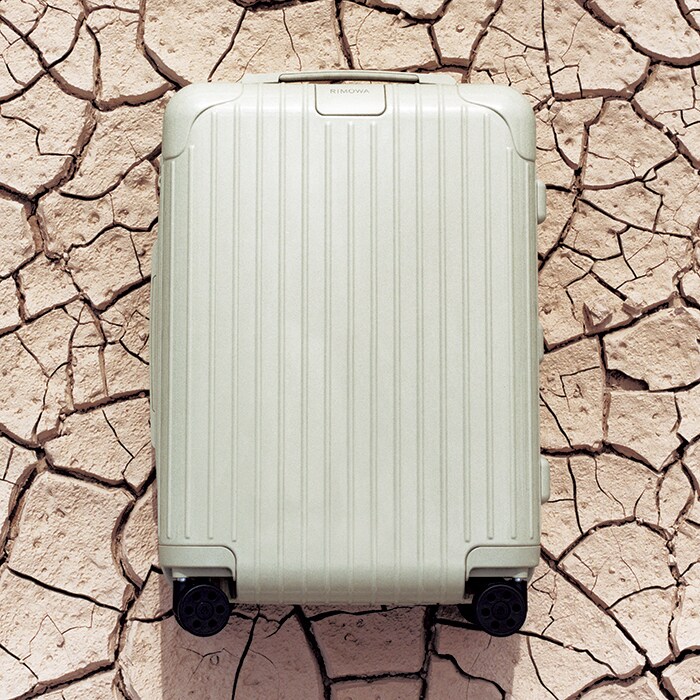 リモワ エッセンシャル