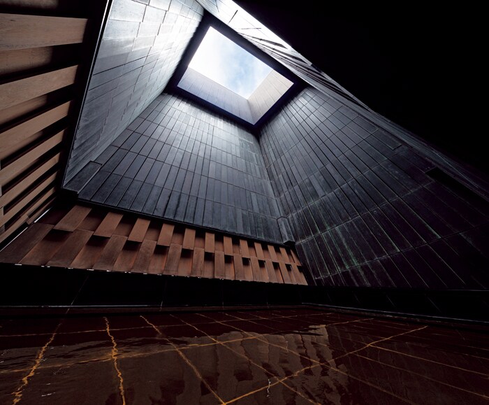 星のや東京　湯治場