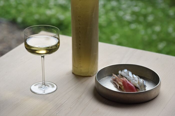 日本人にとっても新しい2種類の日本酒「OGATA SAKE」