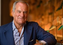 メゾンを支える創業家の眼差し時代を超えて飛躍を続ける「フェラガモ」