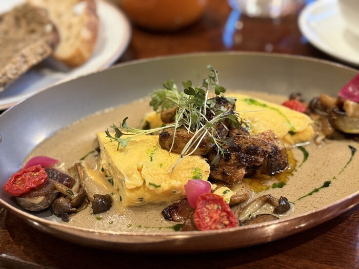 フォーシーズンズホテル グレシャムパレス ブダペスト