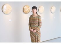 ヴァシュロン・コンスタンタンのギャラリーで手仕事の美と出合う。タイル職人・吉永美帆子の個展「挑戦と探検」が開催