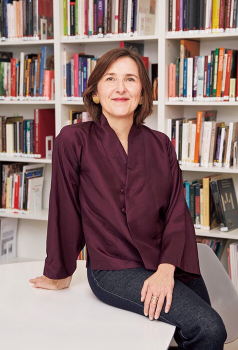 AWARE カミーユ・モリノー