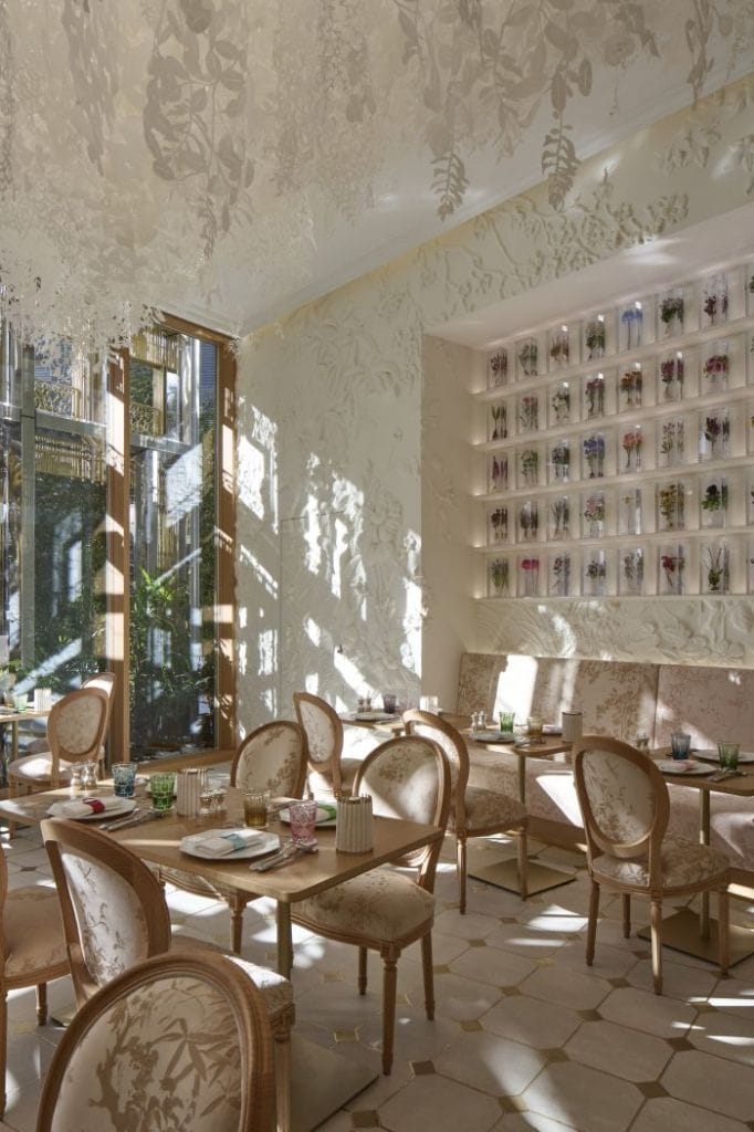 カフェ・ディオール