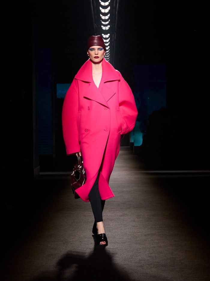 バレンシアガ2026冬コレクションのルック