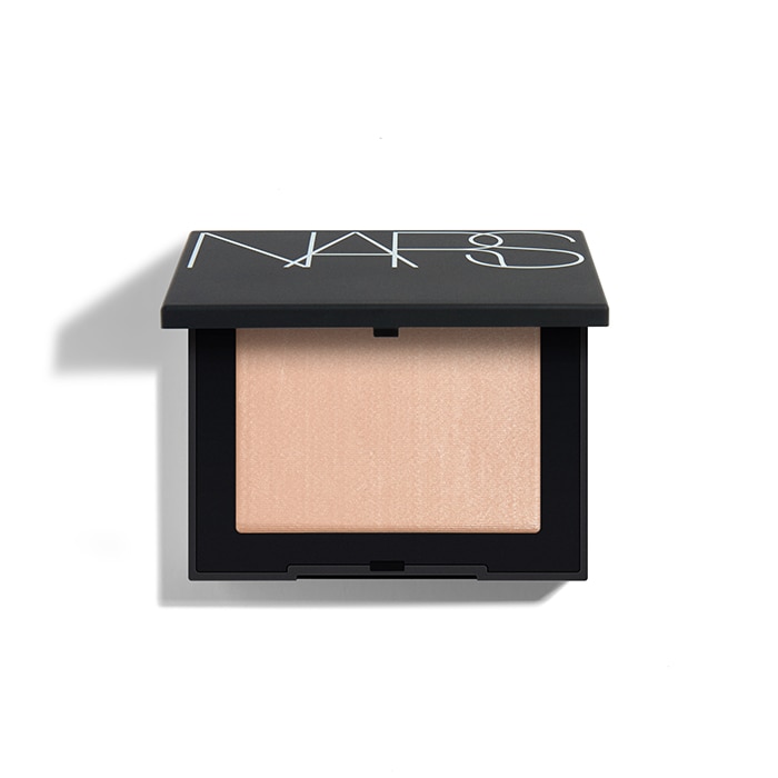 NARS ライトリフレクティングセッティングパウダー プレスト