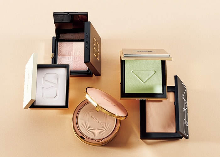 軽やかな艶肌へ。素肌っぽくカバーする春のベースメイク