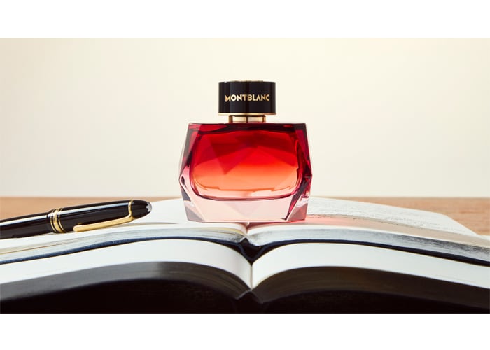 唯一無二の魅力を描く。魅惑的な「モンブラン シグネチャー レッド」がデビュー
