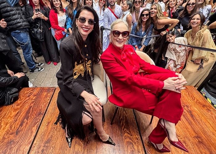 5月1日日米同時公開! 映画『プラダを着た悪魔2』の初プレミアにアン・ハサウェイが印象的なルックで登場